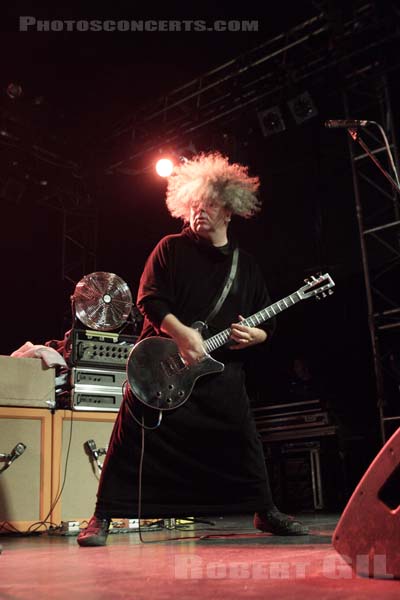 THE MELVINS - 2008-09-11 - PARIS - Elysee Montmartre - Roger Osborne